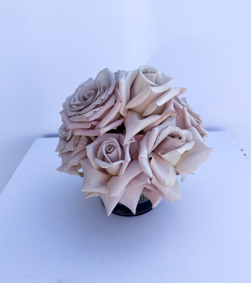 Blumengalerie-Shop-Hochzeitspaket-Tischdecko-Rosen 2.jpg